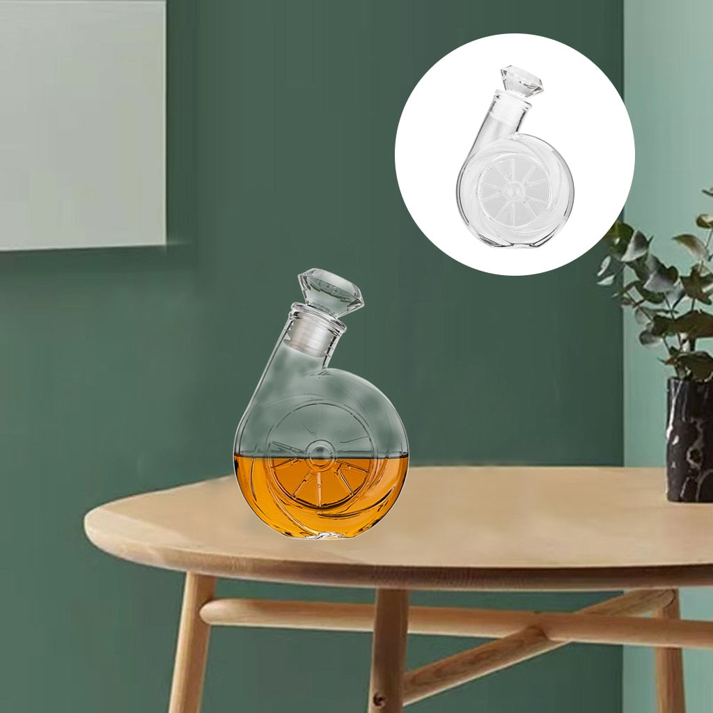 Carafe en verre en forme de pneu