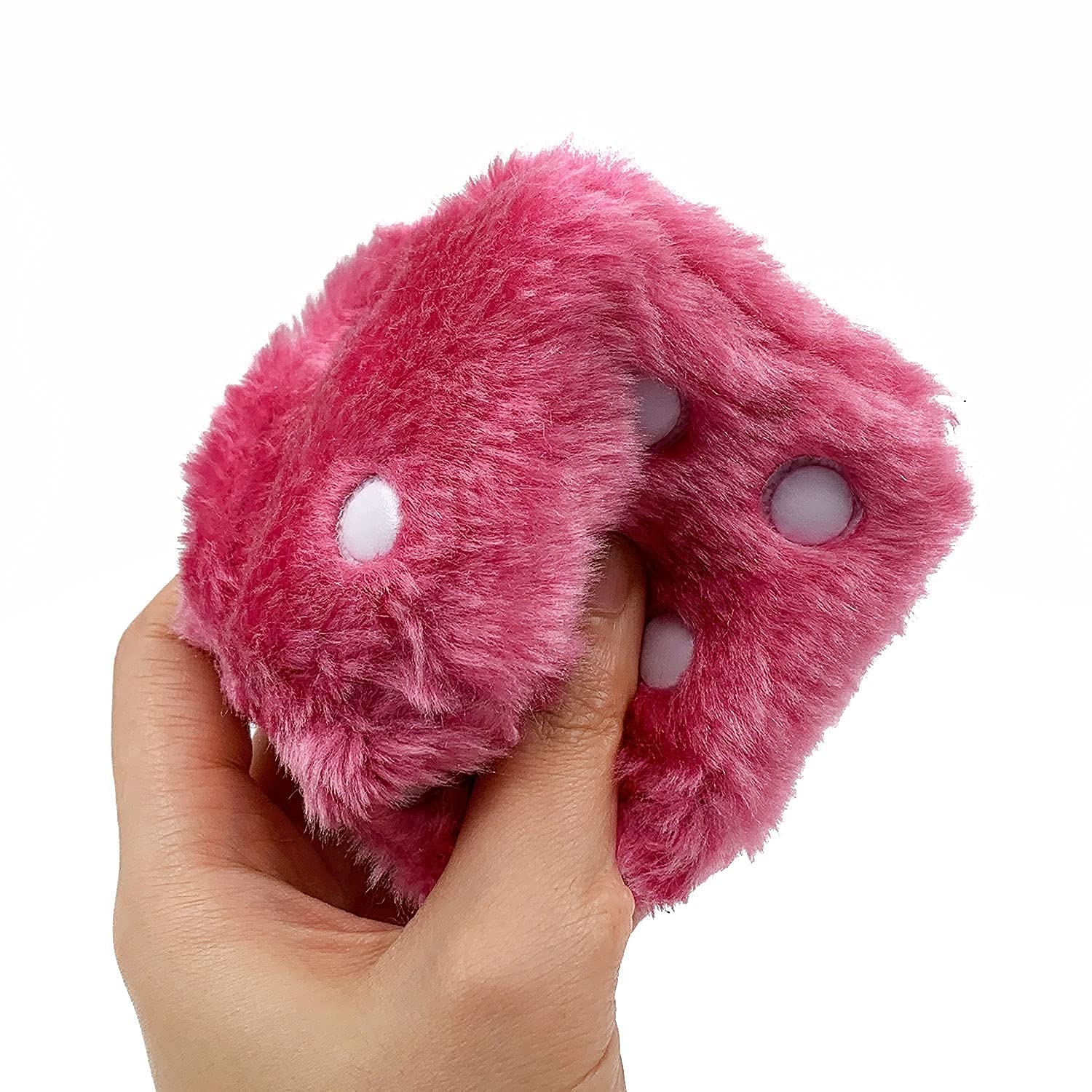 Dés en peluche pour voiture